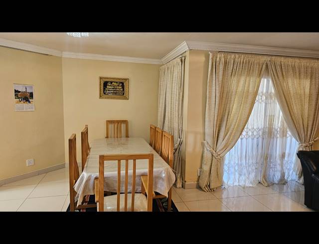 4 BEDROOM FREESTANDING FOR SALE IN RICHEM